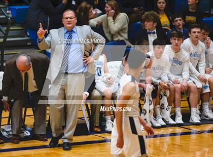 Thumbnail 1 in Pincknehville vs Bloomington Central Catholic (Bank of O'Fallon Shootout) photogallery.