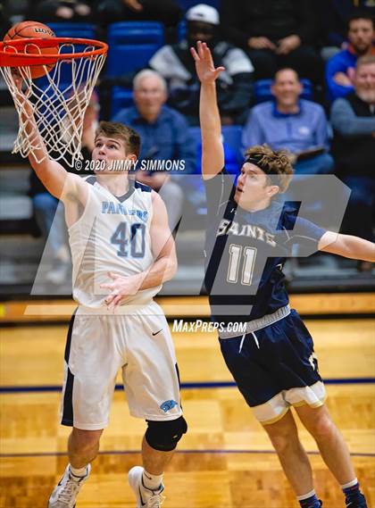 Thumbnail 2 in Pincknehville vs Bloomington Central Catholic (Bank of O'Fallon Shootout) photogallery.