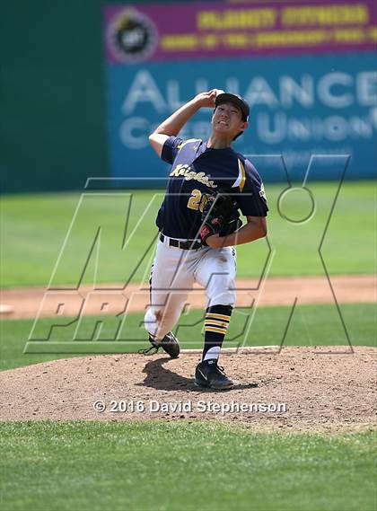 Thumbnail 2 in Menlo School vs. Carmel (CIF CCS D2 Final) photogallery.