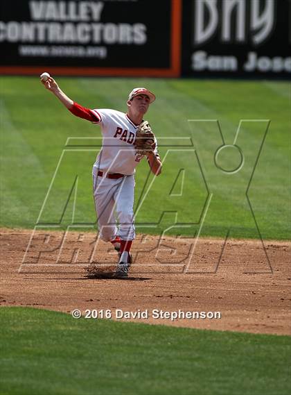 Thumbnail 2 in Menlo School vs. Carmel (CIF CCS D2 Final) photogallery.
