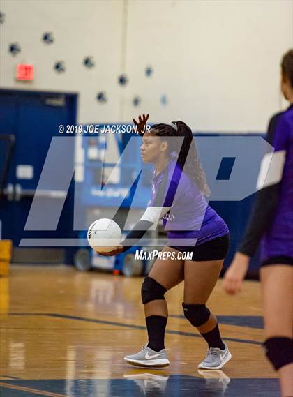 Thumbnail 1 in Cienega vs.Rincon/University High photogallery.