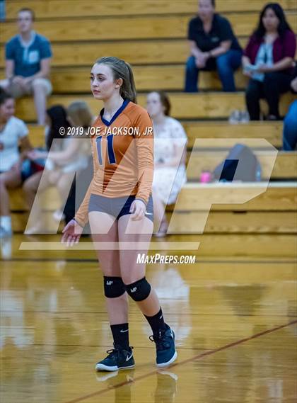 Thumbnail 1 in Cienega vs.Rincon/University High photogallery.