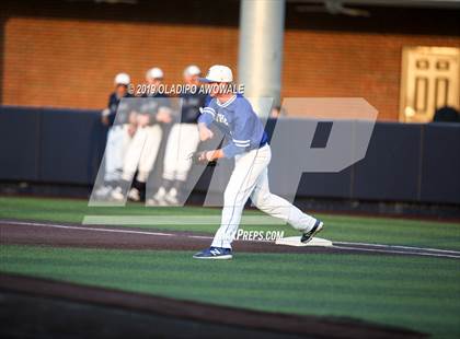 Thumbnail 2 in Midlothian vs. Wylie East (UIL 5A Regional Semifinal) photogallery.