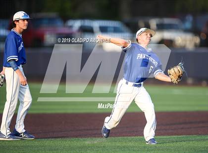 Thumbnail 1 in Midlothian vs. Wylie East (UIL 5A Regional Semifinal) photogallery.