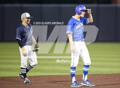 Thumbnail 1 in Midlothian vs. Wylie East (UIL 5A Regional Semifinal) photogallery.