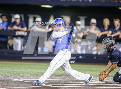 Thumbnail 2 in Midlothian vs. Wylie East (UIL 5A Regional Semifinal) photogallery.