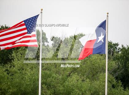 Thumbnail 2 in Midlothian vs. Wylie East (UIL 5A Regional Semifinal) photogallery.