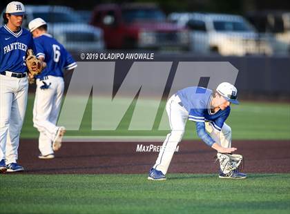 Thumbnail 2 in Midlothian vs. Wylie East (UIL 5A Regional Semifinal) photogallery.