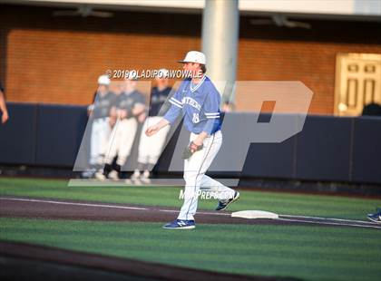 Thumbnail 3 in Midlothian vs. Wylie East (UIL 5A Regional Semifinal) photogallery.
