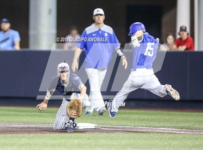 Thumbnail 2 in Midlothian vs. Wylie East (UIL 5A Regional Semifinal) photogallery.