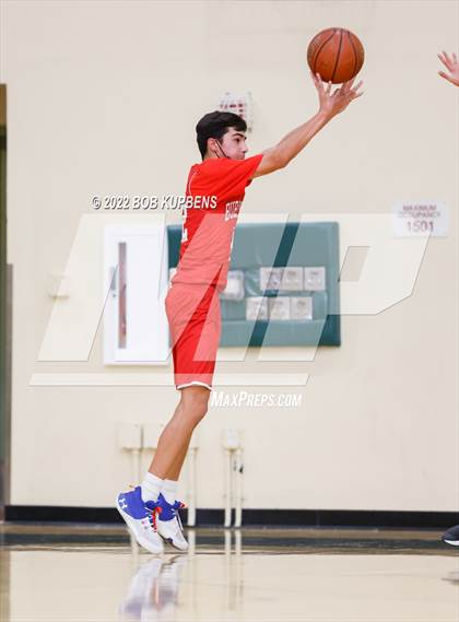 Thumbnail 2 in Carlmont @ Burlingame photogallery.
