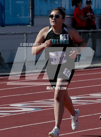 Thumbnail 2 in Halden Invitational (1600 Meter) photogallery.