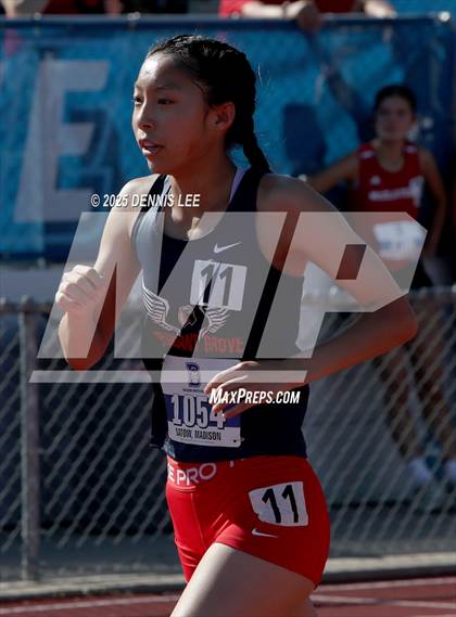 Thumbnail 1 in Halden Invitational (1600 Meter) photogallery.
