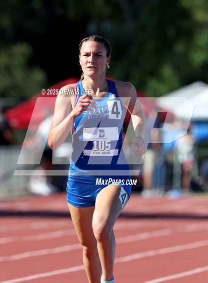 Thumbnail 2 in Halden Invitational (1600 Meter) photogallery.