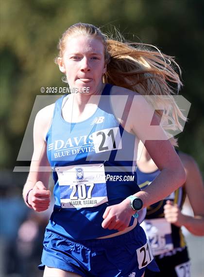 Thumbnail 3 in Halden Invitational (1600 Meter) photogallery.