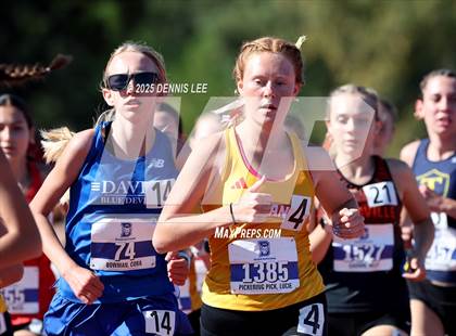 Thumbnail 2 in Halden Invitational (1600 Meter) photogallery.