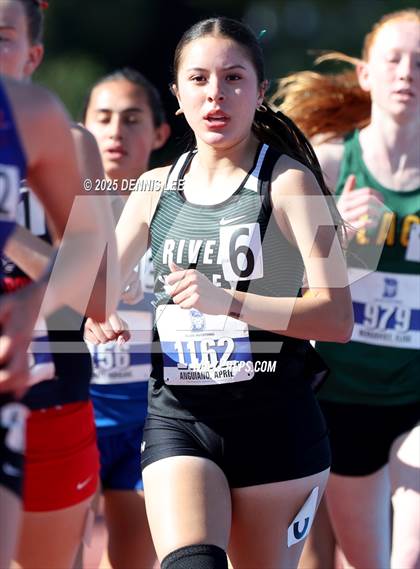 Thumbnail 1 in Halden Invitational (1600 Meter) photogallery.
