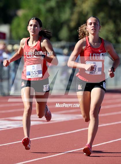 Thumbnail 1 in Halden Invitational (1600 Meter) photogallery.