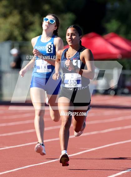 Thumbnail 3 in Halden Invitational (1600 Meter) photogallery.