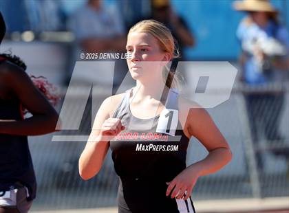 Thumbnail 1 in Halden Invitational (1600 Meter) photogallery.