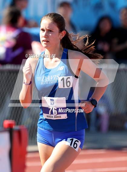 Thumbnail 3 in Halden Invitational (1600 Meter) photogallery.