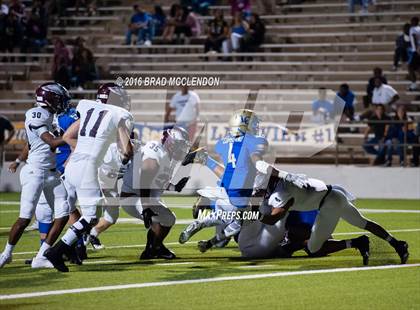 Thumbnail 2 in Rowlett vs Lakeview Centennial photogallery.