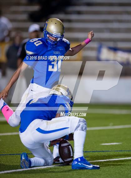 Thumbnail 1 in Rowlett vs Lakeview Centennial photogallery.