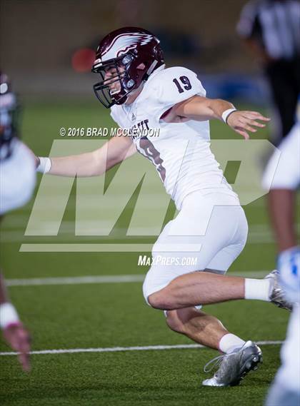 Thumbnail 2 in Rowlett vs Lakeview Centennial photogallery.