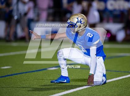 Thumbnail 1 in Rowlett vs Lakeview Centennial photogallery.