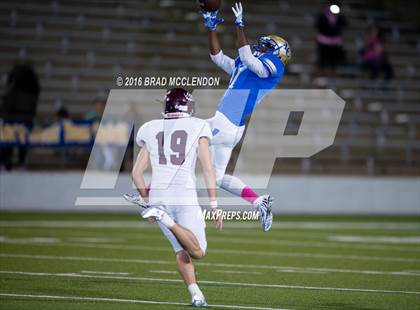 Thumbnail 1 in Rowlett vs Lakeview Centennial photogallery.
