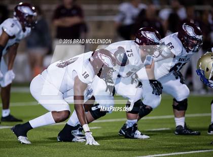 Thumbnail 1 in Rowlett vs Lakeview Centennial photogallery.