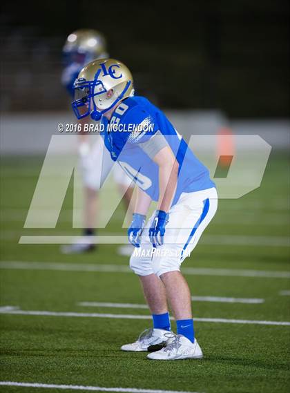 Thumbnail 3 in Rowlett vs Lakeview Centennial photogallery.