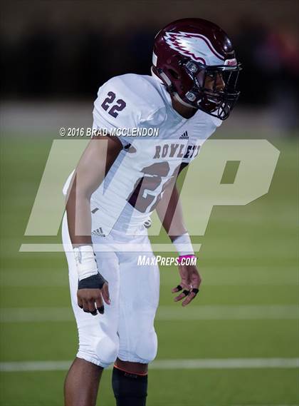 Thumbnail 2 in Rowlett vs Lakeview Centennial photogallery.