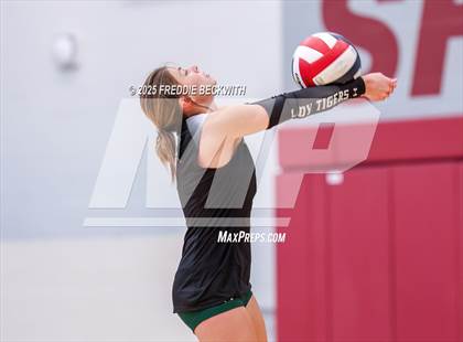 Thumbnail 2 in Blue Ridge vs Calvary Academy (Hwy 75 Volleyfest) photogallery.