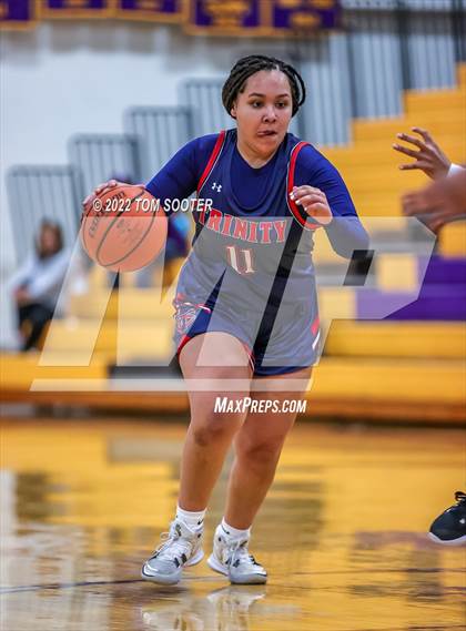 Thumbnail 3 in Shelton vs. Trinity Christian (TAPPS 4A Regional Playoff) photogallery.
