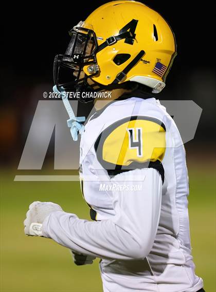 Thumbnail 2 in Marcos de Niza @ Seton Catholic photogallery.