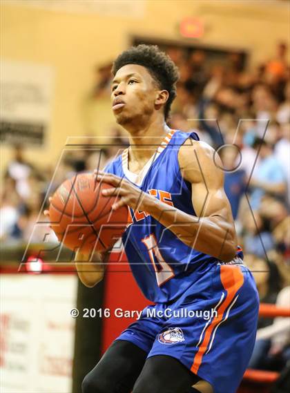 Thumbnail 3 in Bolles @ Bishop Kenny photogallery.