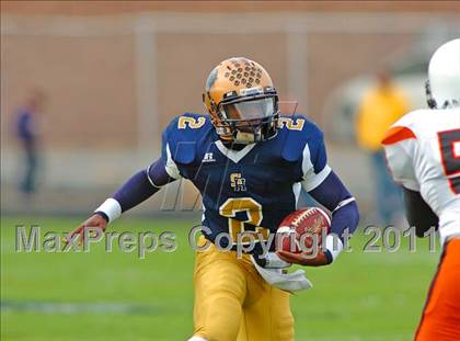 Thumbnail 1 in McKinley @ Sweet Home (Section 6 Class A Semifinal) photogallery.