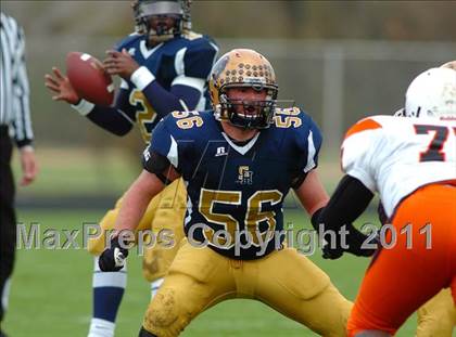 Thumbnail 3 in McKinley @ Sweet Home (Section 6 Class A Semifinal) photogallery.