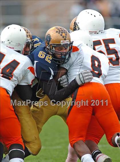 Thumbnail 2 in McKinley @ Sweet Home (Section 6 Class A Semifinal) photogallery.
