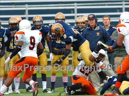 Thumbnail 2 in McKinley @ Sweet Home (Section 6 Class A Semifinal) photogallery.