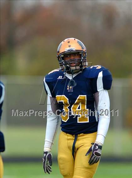 Thumbnail 3 in McKinley @ Sweet Home (Section 6 Class A Semifinal) photogallery.