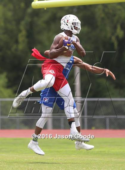Thumbnail 1 in Powerade 7-on-7 Invitational  photogallery.