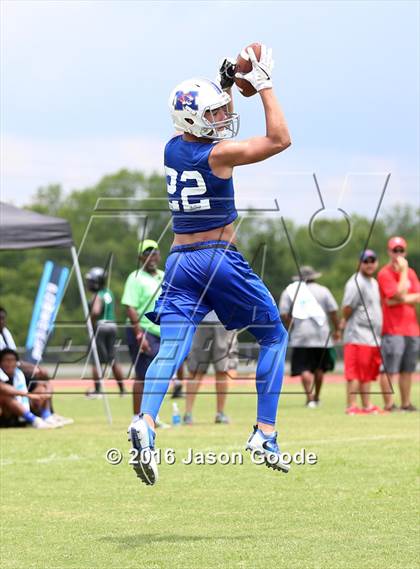 Thumbnail 2 in Powerade 7-on-7 Invitational  photogallery.
