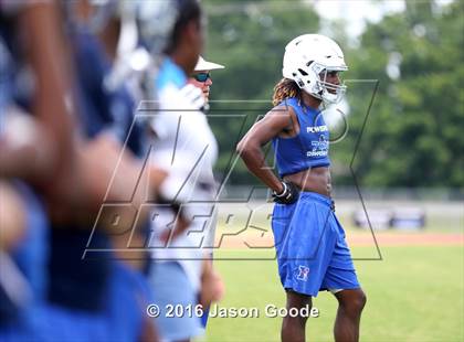 Thumbnail 1 in Powerade 7-on-7 Invitational  photogallery.