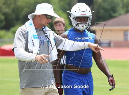 Thumbnail 3 in Powerade 7-on-7 Invitational  photogallery.