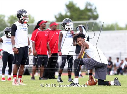 Thumbnail 1 in Powerade 7-on-7 Invitational  photogallery.