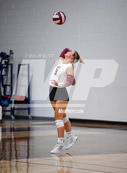 Thumbnail 1 in C.H. Yoe vs Summit Christian Academy photogallery.