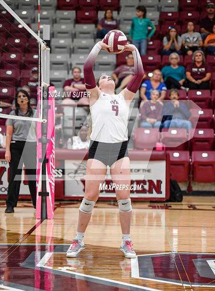 Thumbnail 1 in C.H. Yoe vs Summit Christian Academy photogallery.