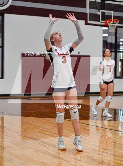 Thumbnail 3 in C.H. Yoe vs Summit Christian Academy photogallery.